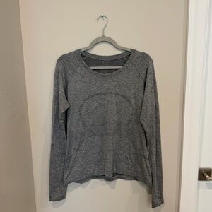 Lululemon Grey Slate/White Swiftly Tech Long Sleeve Shirt Waist Length Size 14